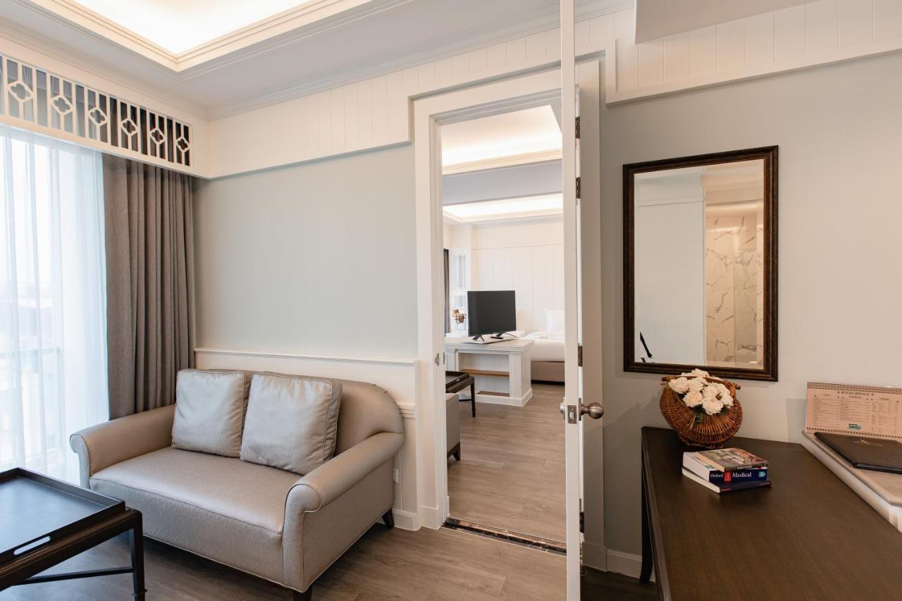 Siam Tharadol Hotell Bangkok Exteriör bild