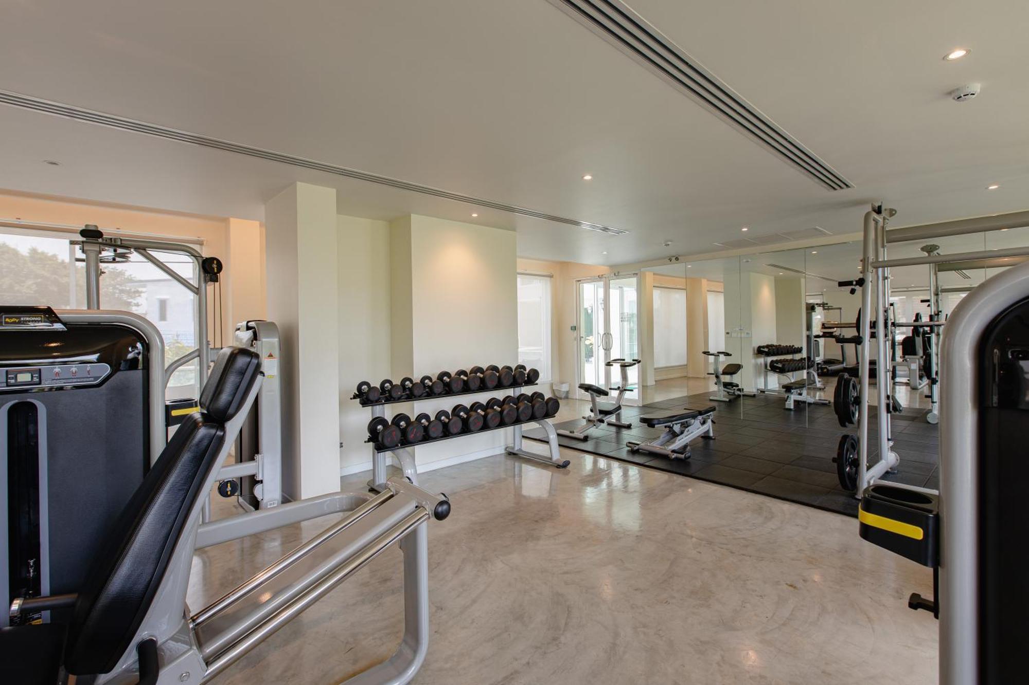 Siam Tharadol Hotell Bangkok Exteriör bild