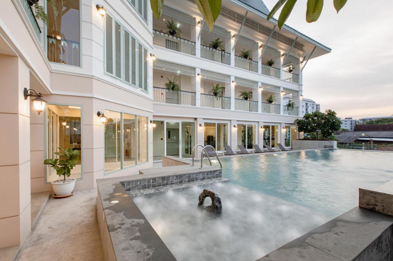 Siam Tharadol Hotell Bangkok Exteriör bild