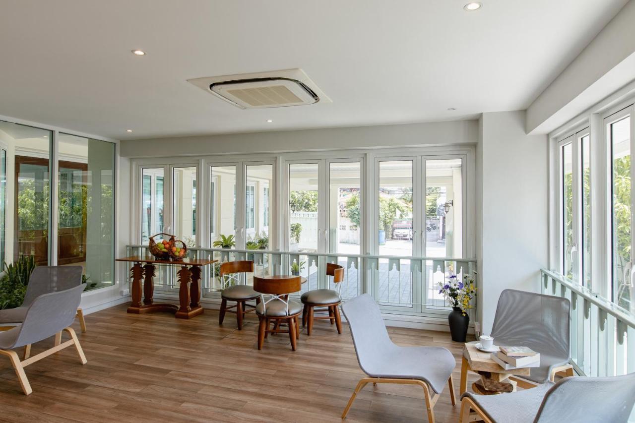 Siam Tharadol Hotell Bangkok Exteriör bild